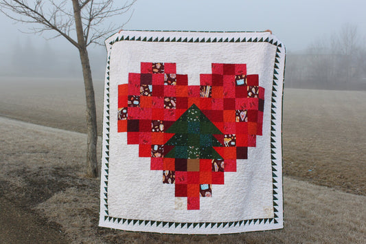 Christmas Quilt PDF Pattern, Christmas Tree Quilt, charm square pattern, tree lover's quilt pattern, Christmas Heart Quilt