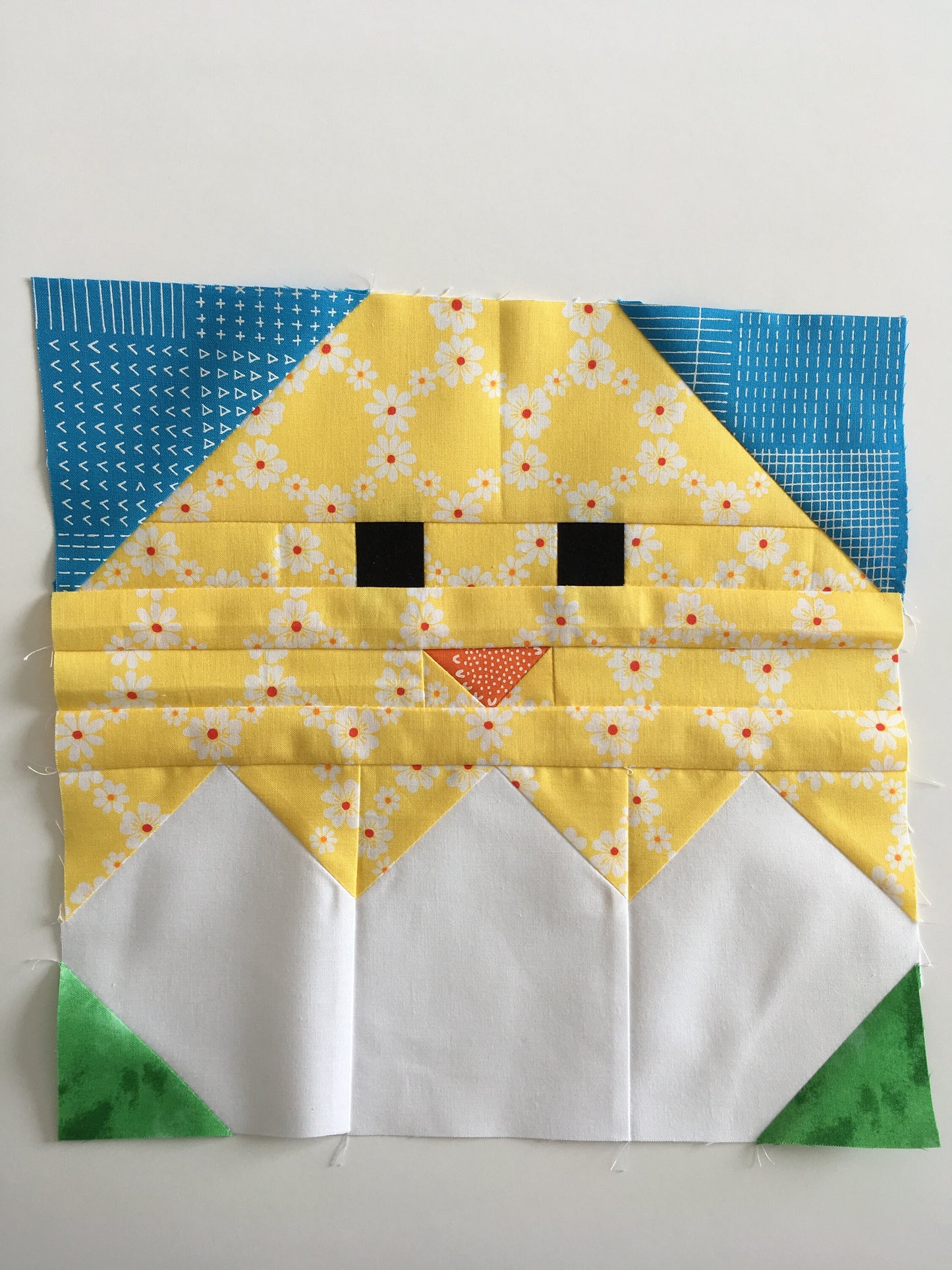 Spring Chick Quilt Block Pattern, digital quilt block PDF pattern