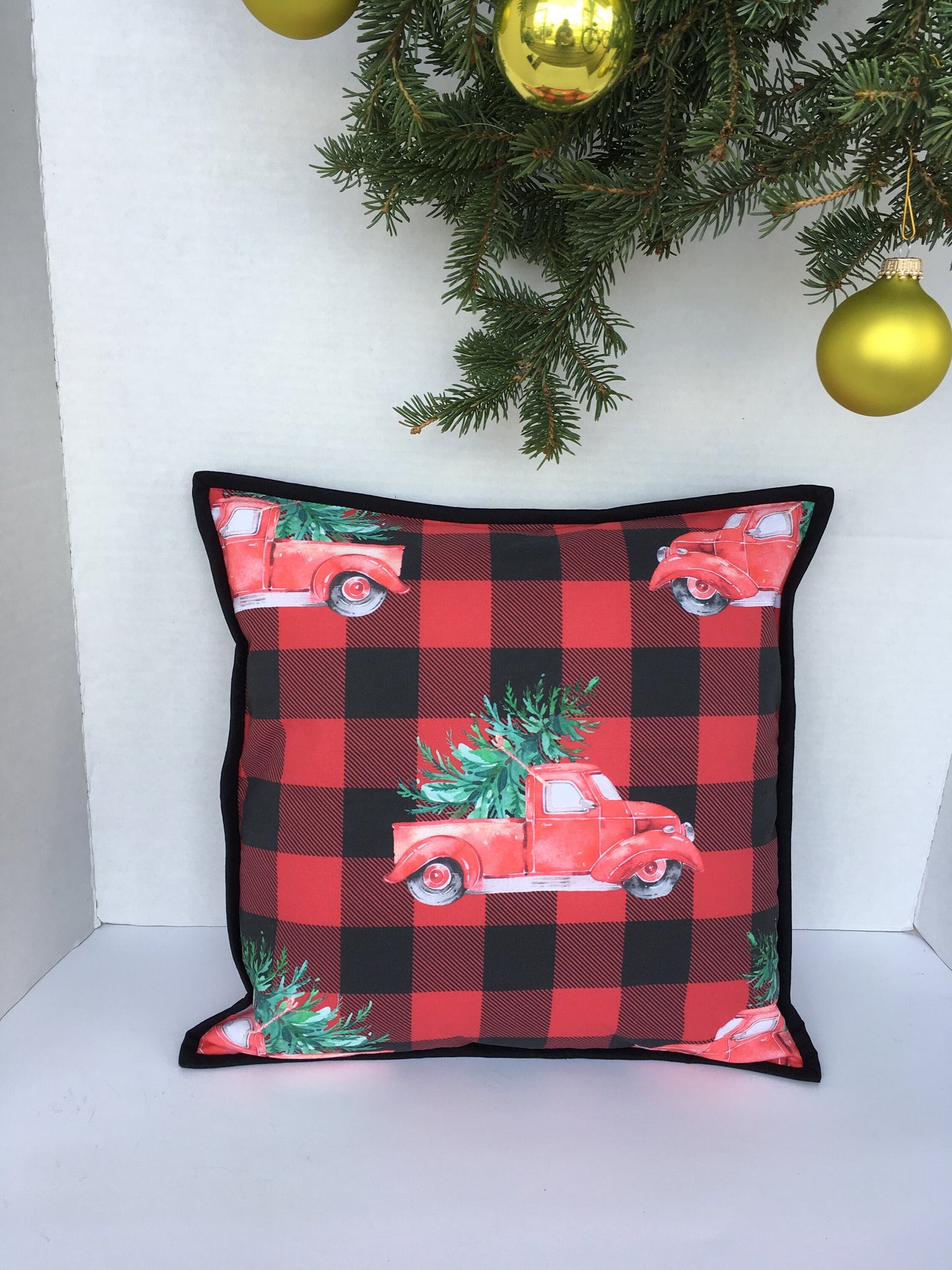 Red Christmas Truck on Buffalo Plaid 14" pillow cover