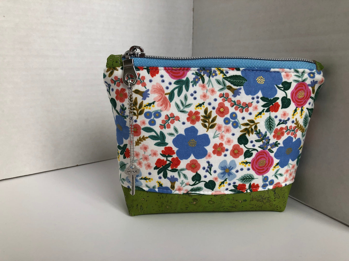 Rifle Paper Co Floral Essential Oil Pouch, Nail Polish Zipper Pouch, Waterproof Cosmetics Bag