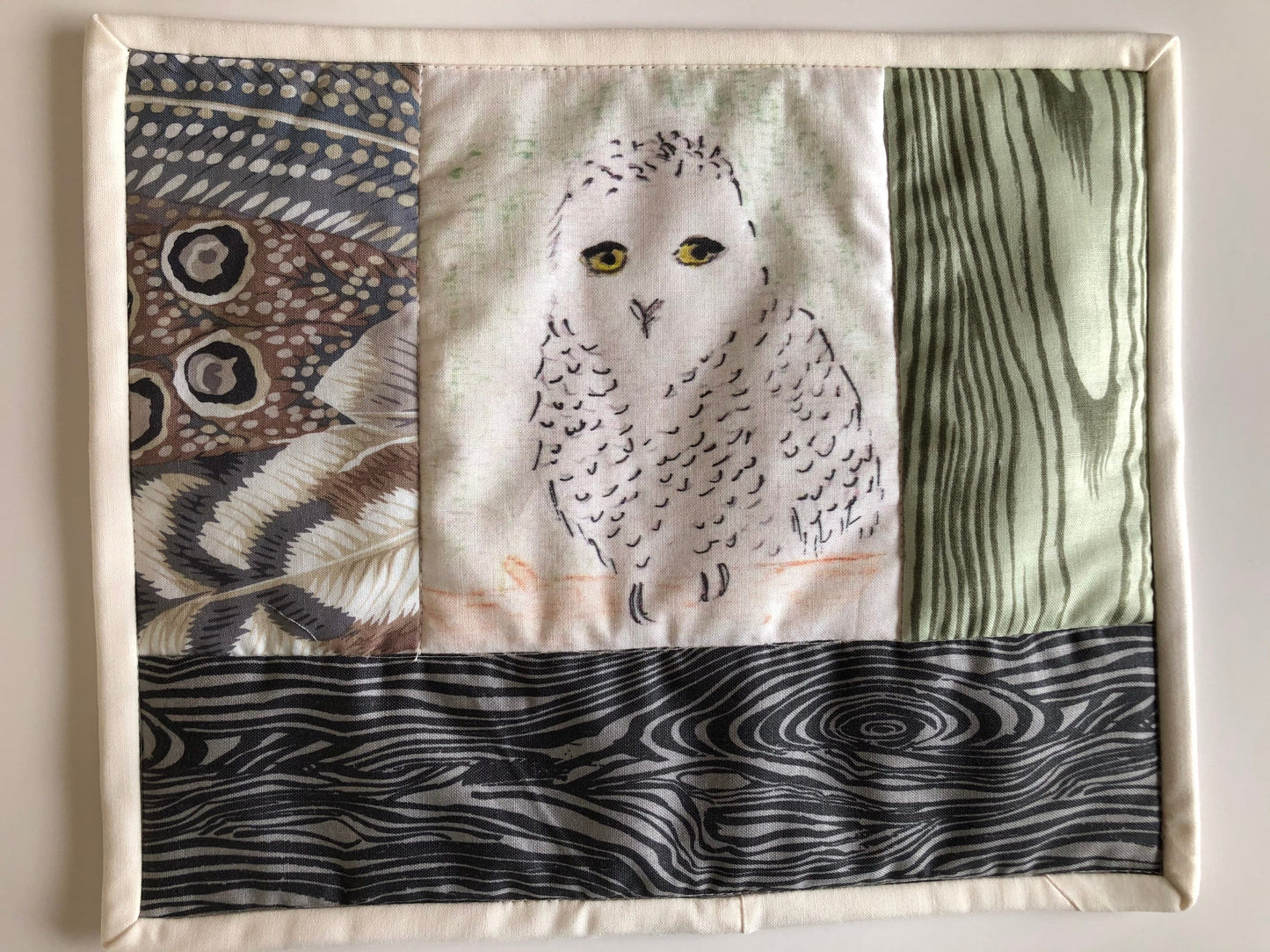 Snowy Owl Mug Rug, Snack Mat, Mini Placemat, Watercolor sketch, mini quilt