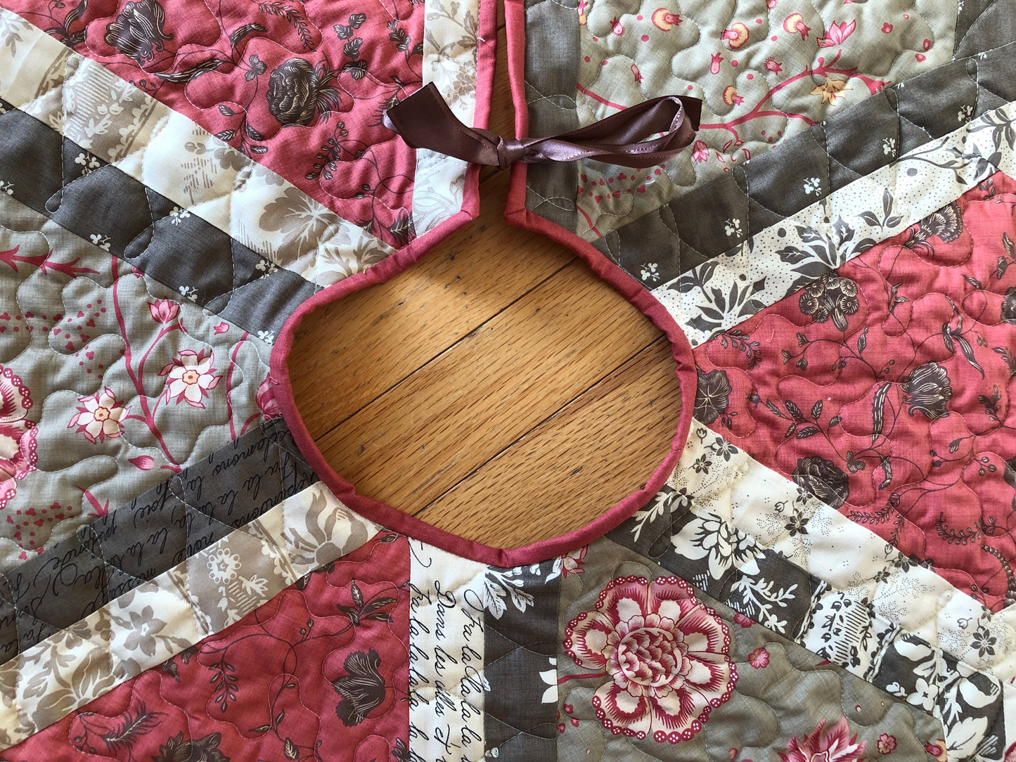 French Country Floral Quilted Christmas Tree Skirt