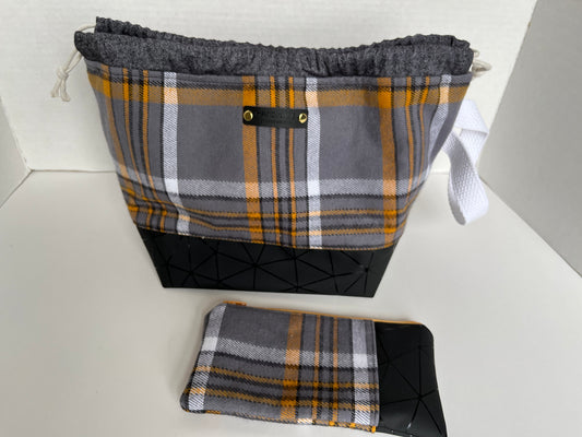 Grey and Yellow Plaid Flannel Small Knitting Bag Set, Fall Project Bag, Finch Bucket Bag